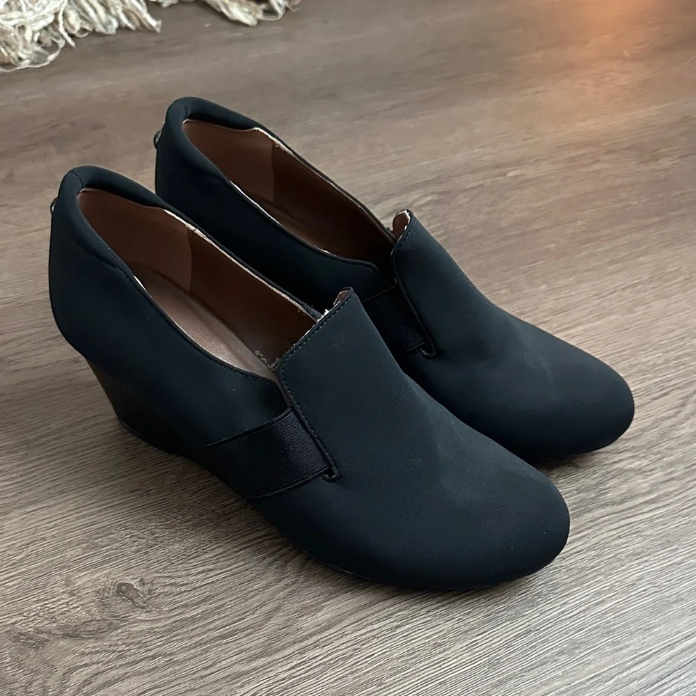 Donald J. Pliner Black Wedge Loafers